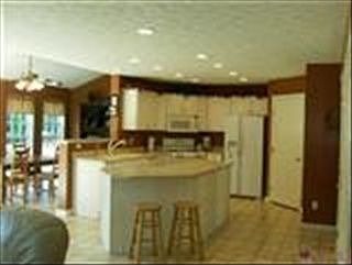 2nd image of 5854 Furlong Dr
