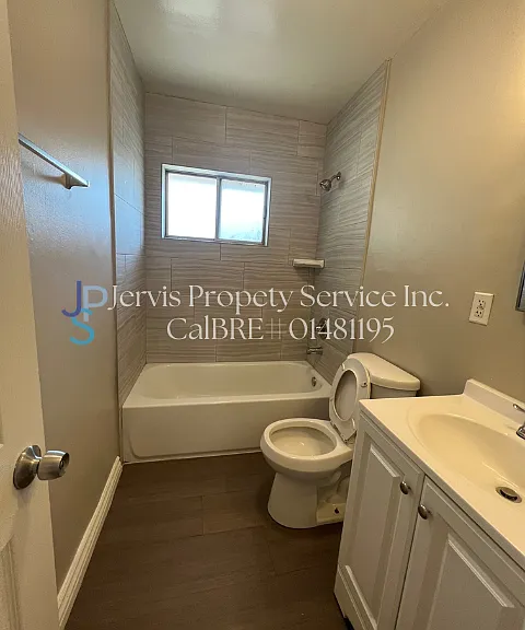 4550-4600 Santa Ana — Photo 10