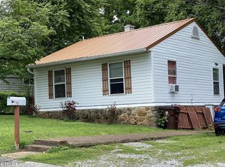 111 S Walker Ln, Oak Ridge, TN 37830