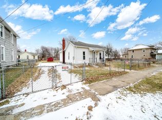 923 N Blackstone St, Jackson, MI 49202