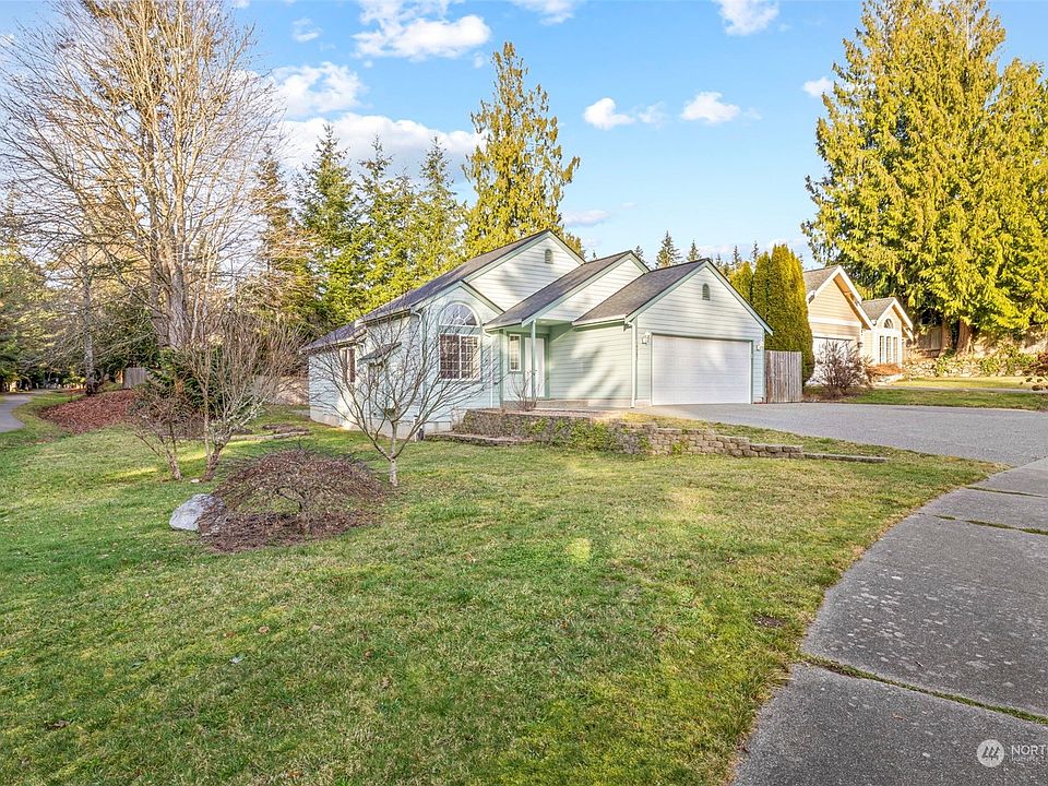 1st image of 19285 Schooner Court NE