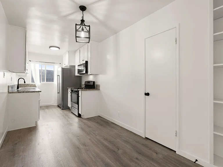 (Sr/Eu/Yo:B) 3280 Provon Lane — Photo 7
