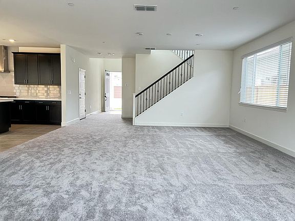 4th image of 5906 Roselee Way