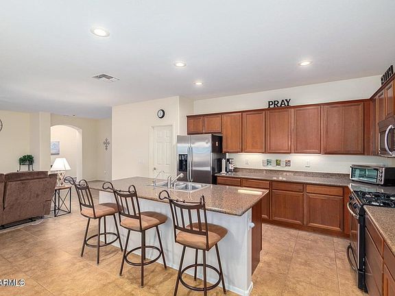 4th image of 2914 E Coconino Drive