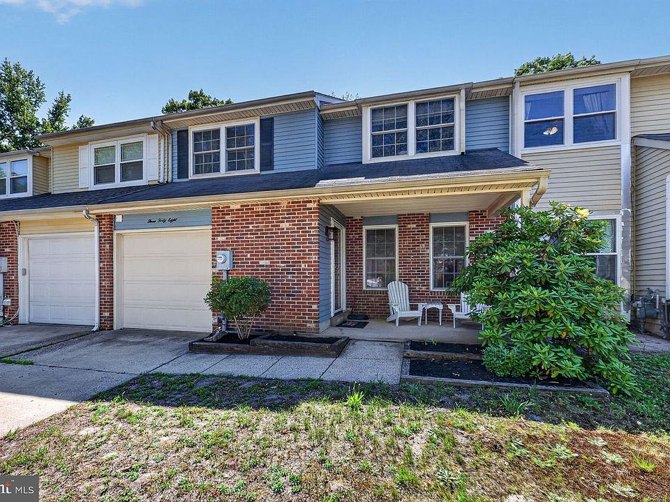 1st image of 348 Shady Ln