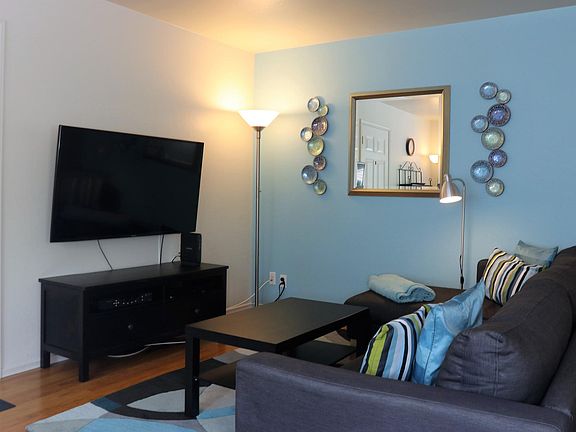 2nd image of 734 Live Oak Ave APT 8