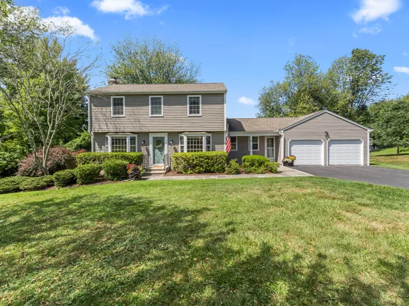 24 Valley View Road, Newtown, CT 06470