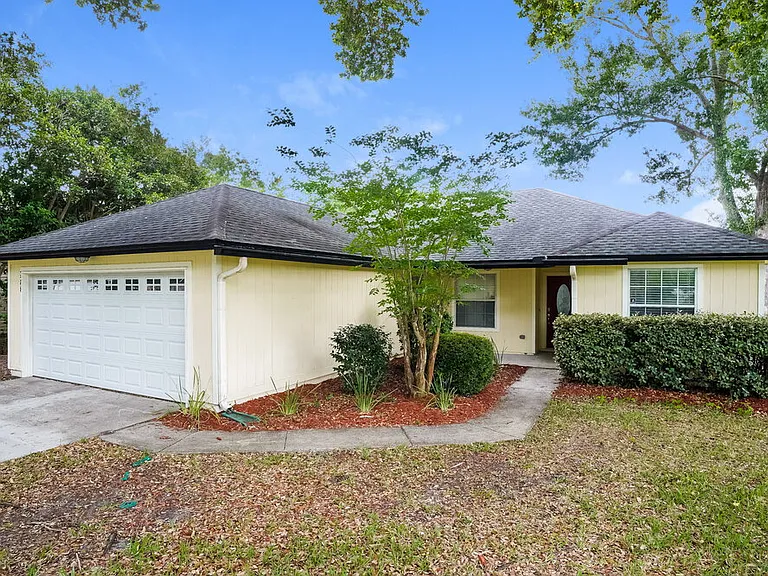 3298 Deerfield Pointe Dr — Photo 3