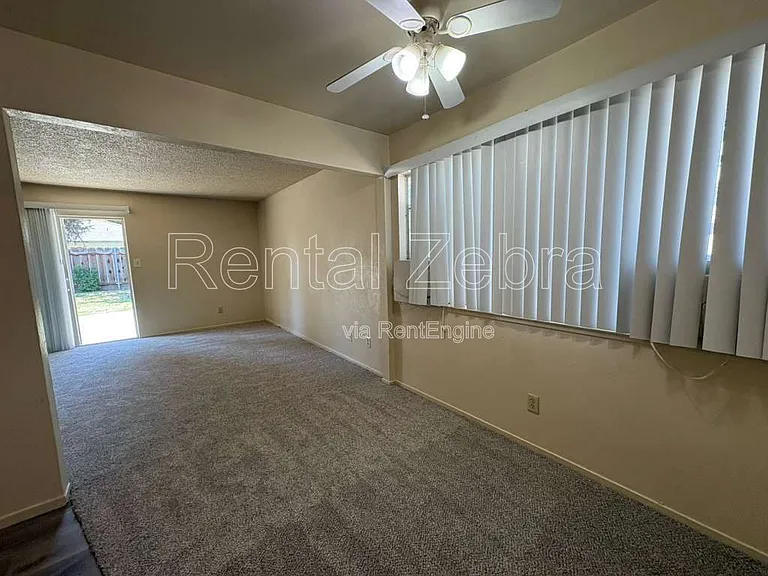 1836 Cheyenne Dr — Photo 3