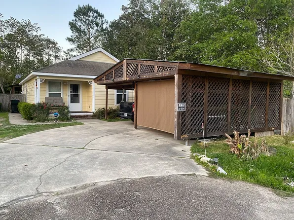 25715 E Spruce St, Lacombe, LA 70445