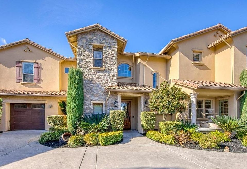 1st image of 200 Bordeaux Ct