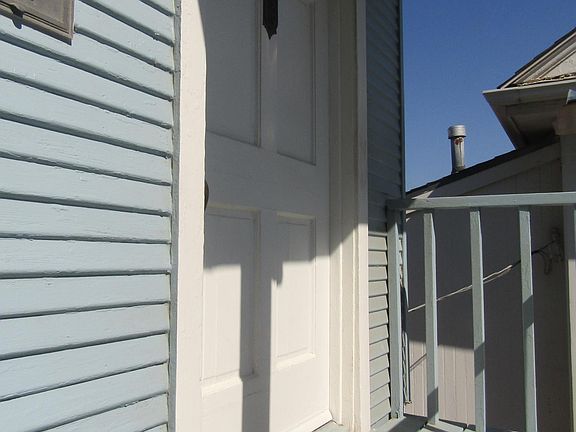 5th image of 306 N Pine St
