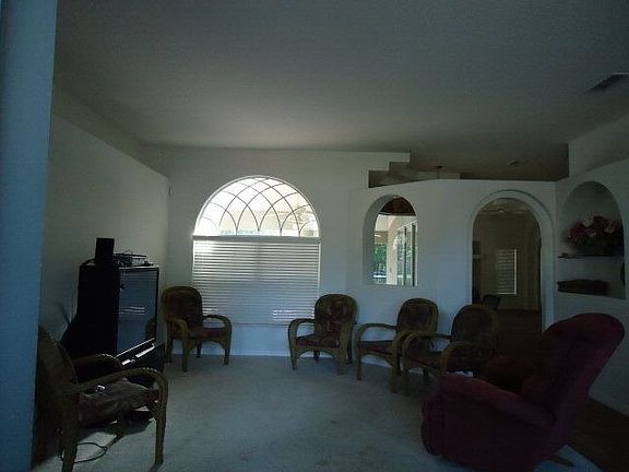 3rd image of 15 Wallstone Pl