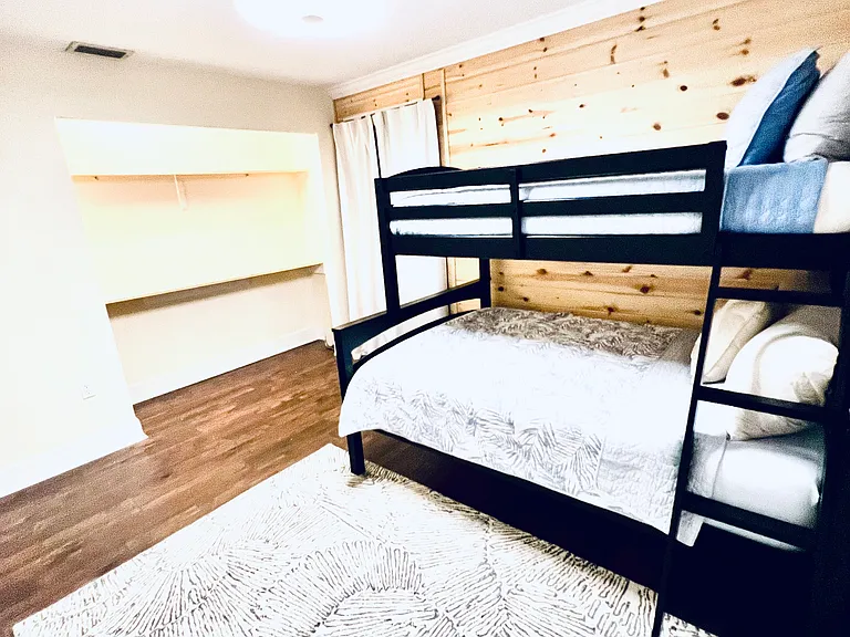 299 Chandler St #D — Photo 34
