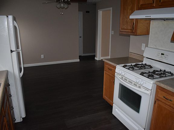 3rd image of 1809 Kraig Dr #5