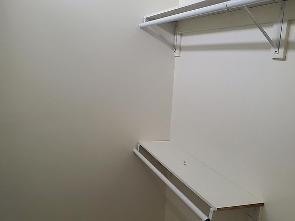 3rd image of 3543 Sierra St
