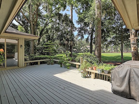 Deck 2nd bedroom 175 Yam Gan