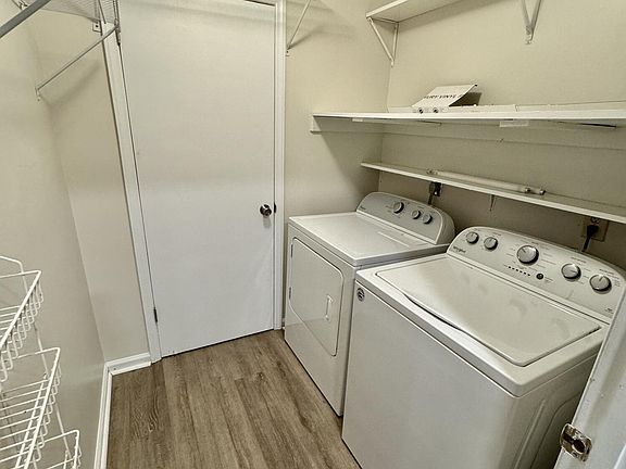 5th image of 101 Laura Ln APT C6