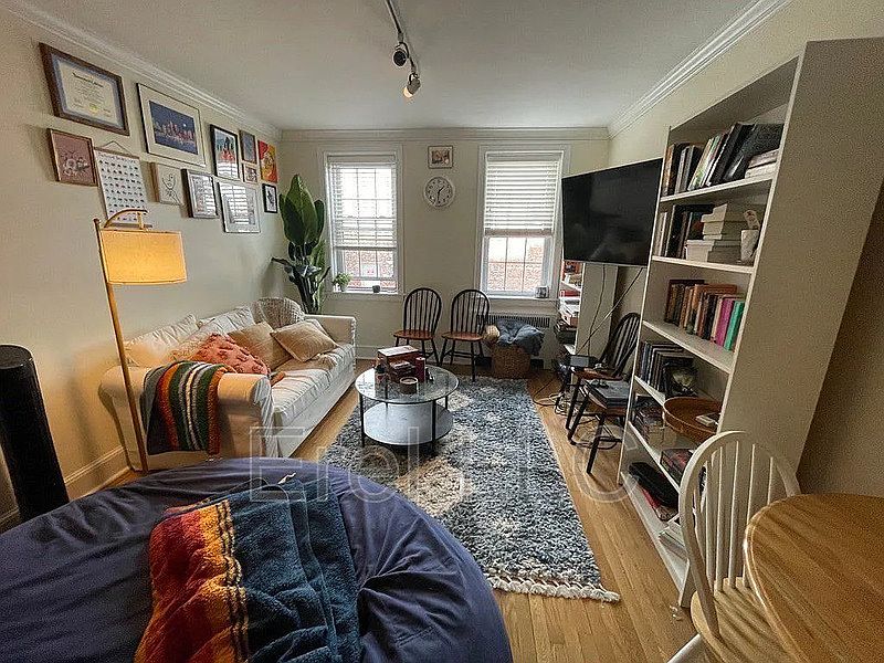 1st image of 12-16 Ware St #12-1