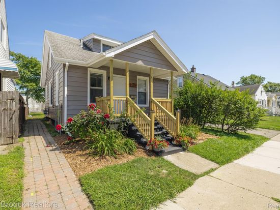 2860 Goodrich St, Ferndale, MI 48220
