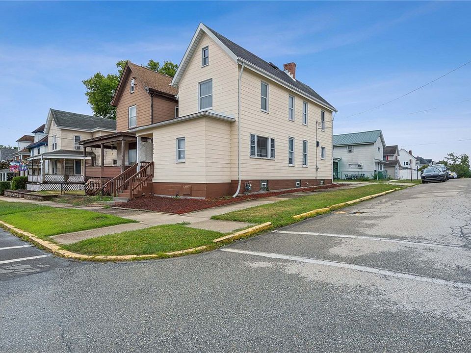 1st image of 702 Alexander Ave