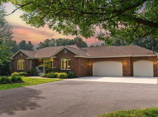 1912C Raleigh Rd, New Richmond, WI 54017