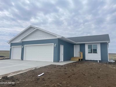 11 27th St SW, Watertown, SD, 57201