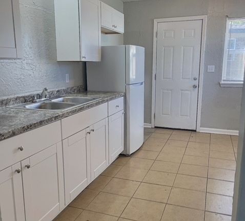 3rd image of 6612 S Stiles Ave #18