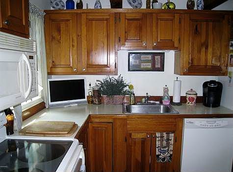 kitchen cabinets