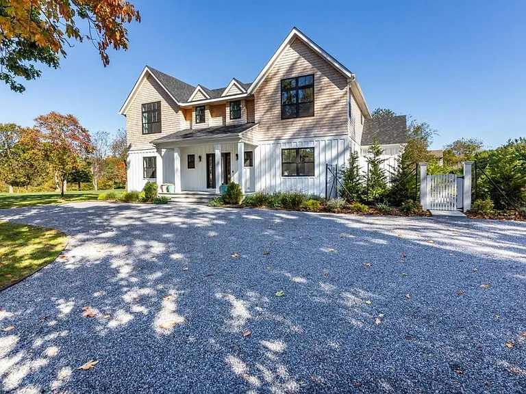 13 Brander Pkwy — Photo 6