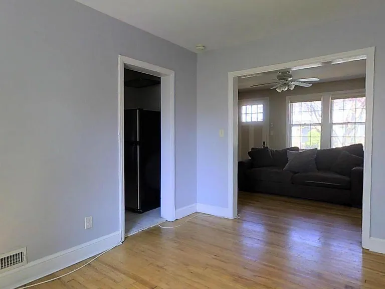 2112 N Brandywine St — Photo 6