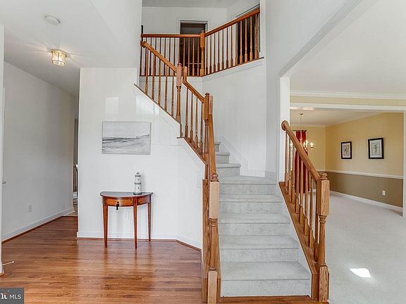 4th image of 24813 Rivers Edge Rd