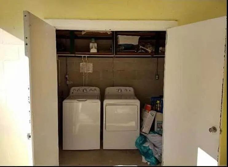 2106 E Dellview Dr — Photo 21