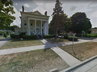 1112 Center Ave APT 4, Bay City, MI 48708