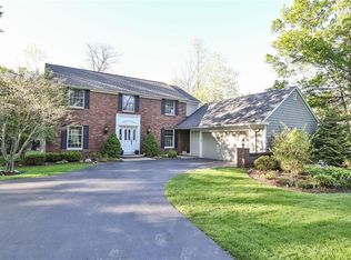 7 Greentree, Pittsford, NY 14534