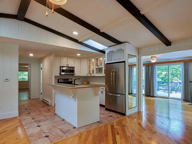 108 Sugar Bush Dr — Photo 9