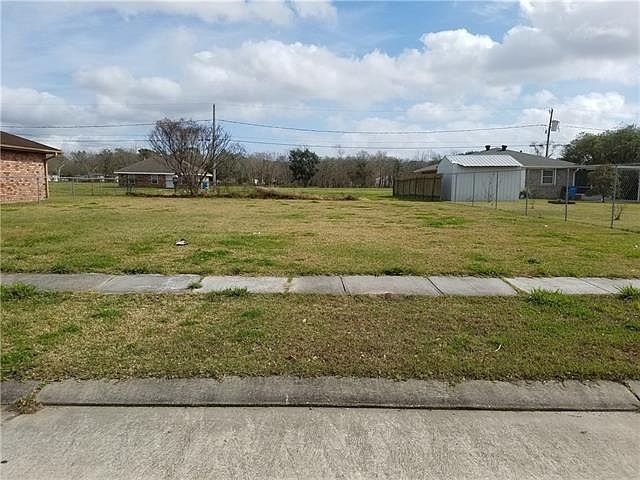 1st image of 1909 Sugar Mill Dr