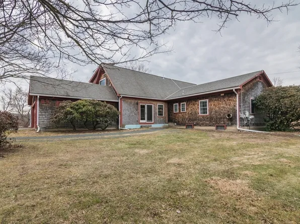 89 Potwine Ln, Amherst, MA 01002