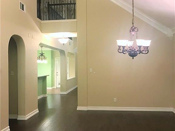 3rd image of 9212 Regal Oaks Dr