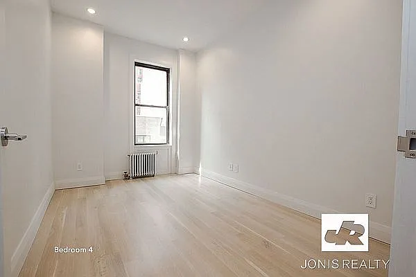 Rented by Jonis Realty | media 28