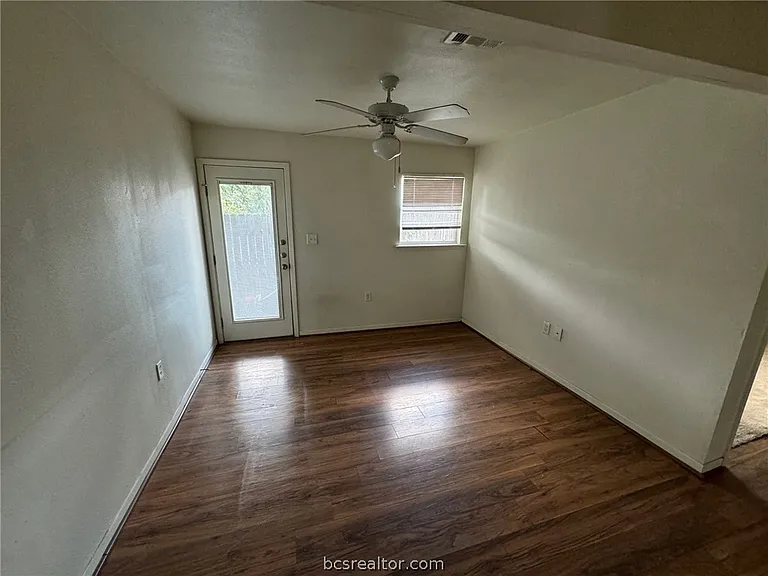 1710 Echols St #3 — Photo 2