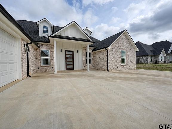 2nd image of 19383 Ridge Point Cir