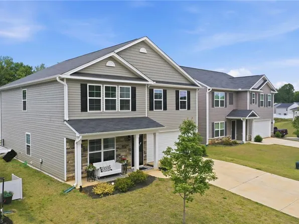 3505 Mallory Dr, Haw River, NC 27258