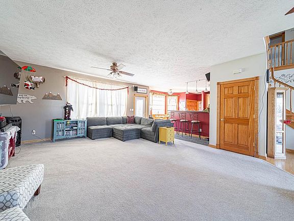 3rd image of 51883 S Lake Ct