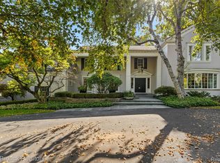 375 Dunston Rd, Bloomfield Hills, MI 48304