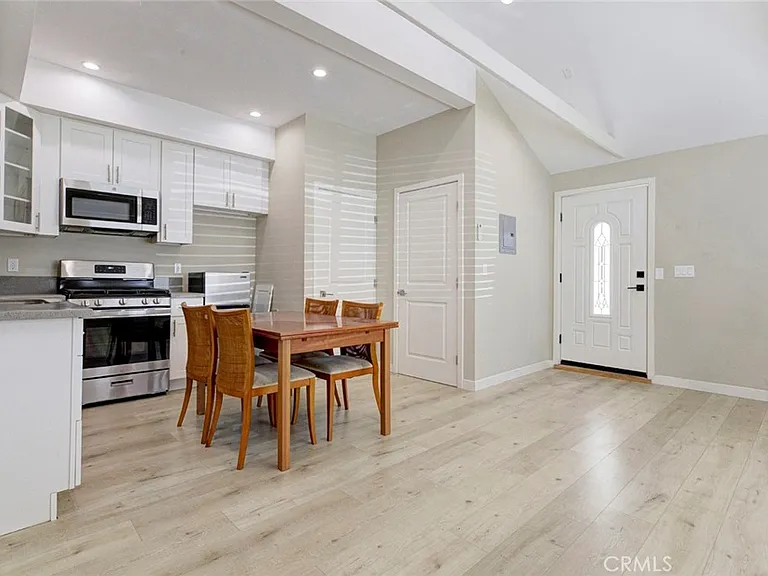 6600 Charlesworth Ave — Photo 5