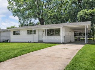 906 Chula Dr, Hazelwood, MO
