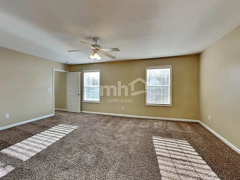 218 Spinel Ln — Photo 8