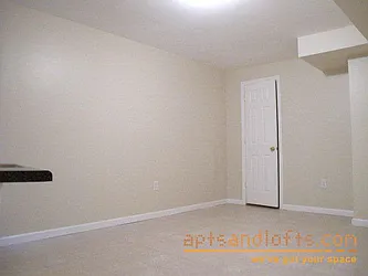 Rented by aptsandlofts.com