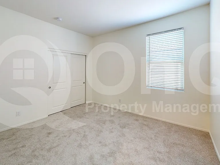 1108 S 5th St — Photo 9